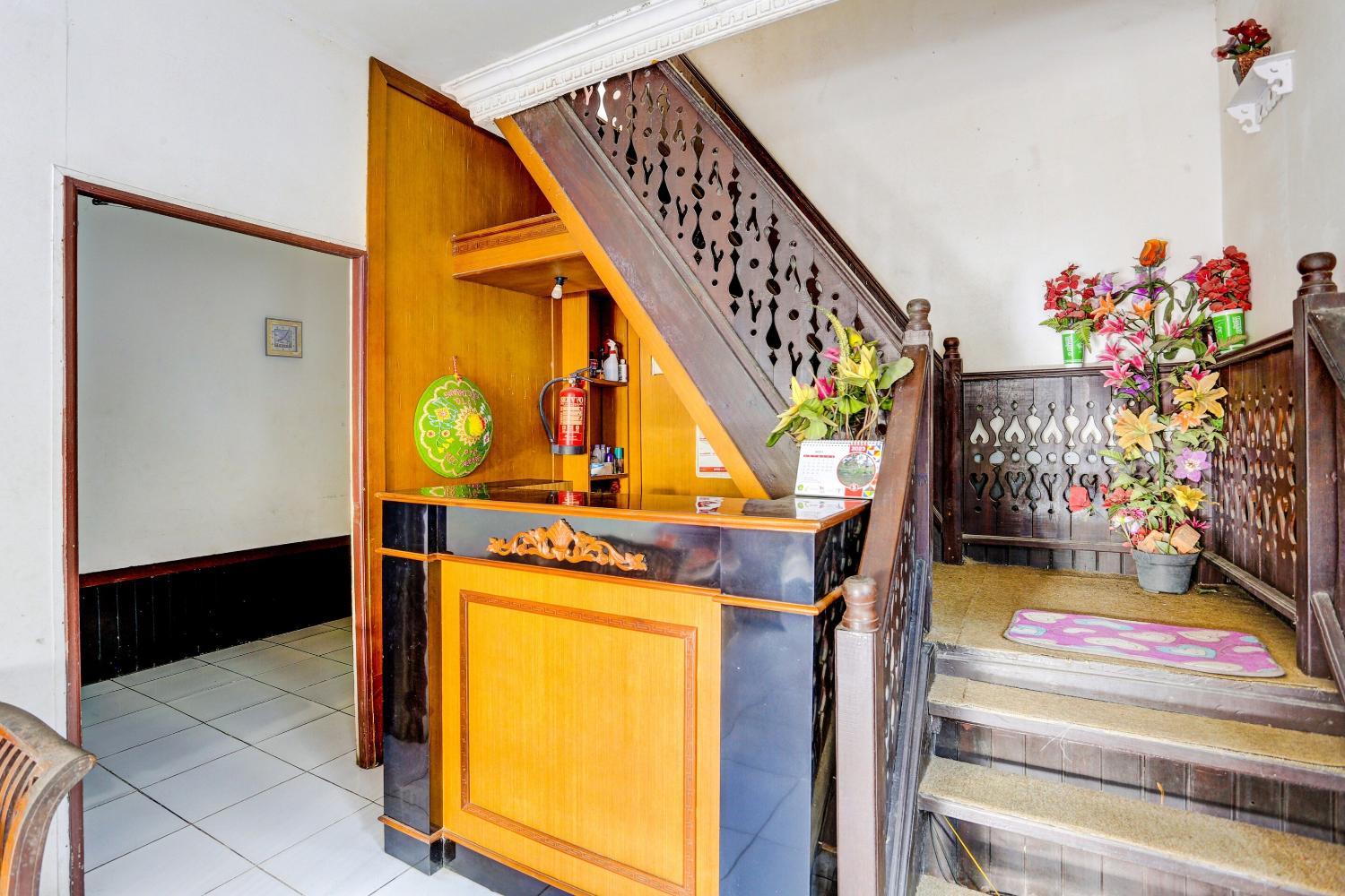 Secrets of Comfort in Tritih Wetan: Wisma Al Firdaus Welcomes You